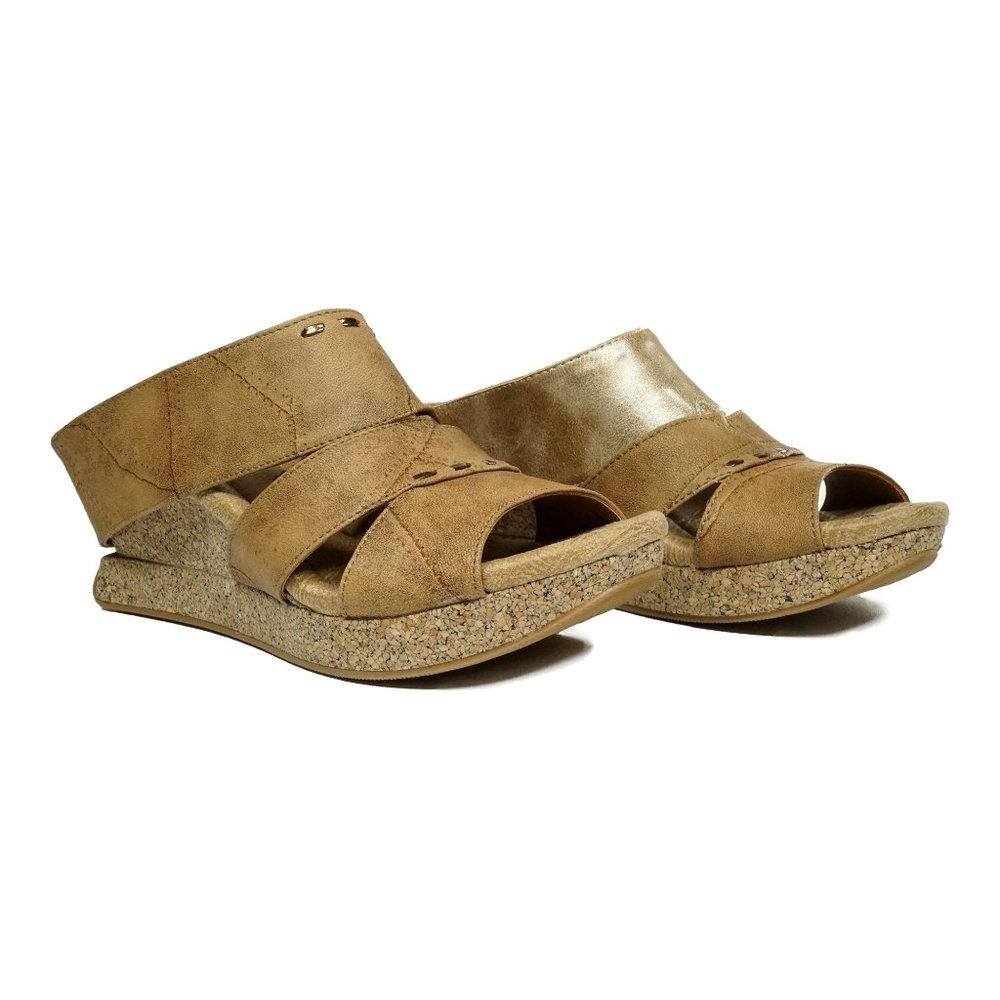 Aphina - Beige flips to Pearl Gold - Modzori Reversible Mid-wedge sandal